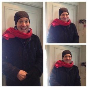 Komplementærfarger! Det røde skjerfet og den mørkeblå jakken passer veldig bra sammen. Gleder meg til det blir vinter igjen og jeg kan finne det skjerfet.